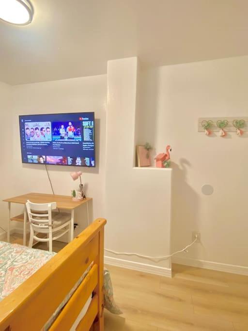 Pink Cozy House 2 Bedrooms Rosemead Exterior photo